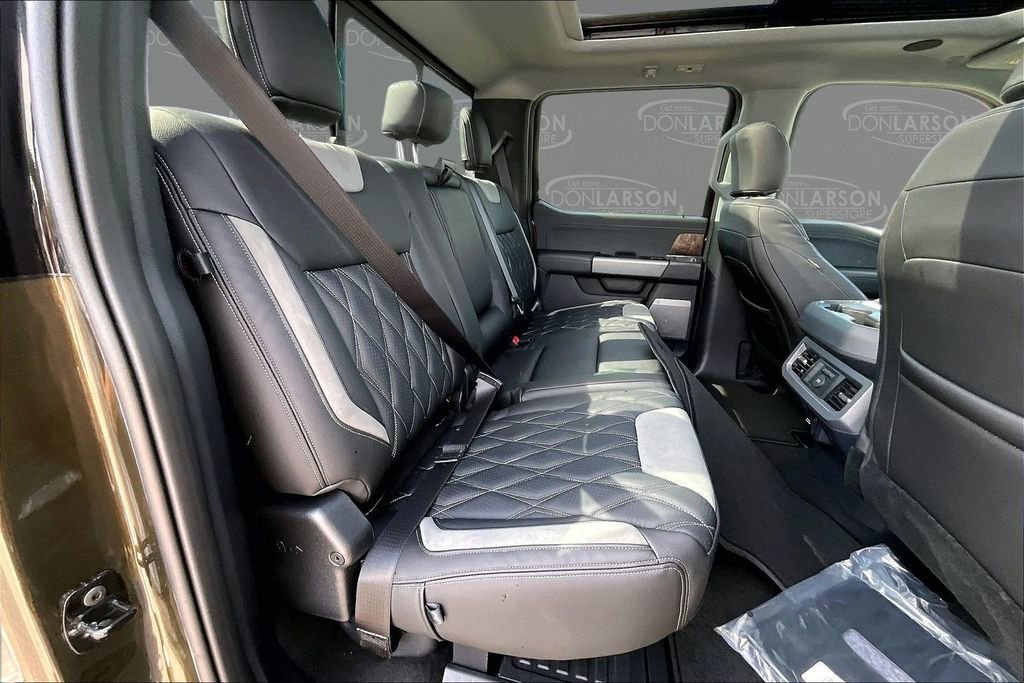 New 2026 Ford F250 Lariat w/ Black Appearance Package AWD/4WD image 12