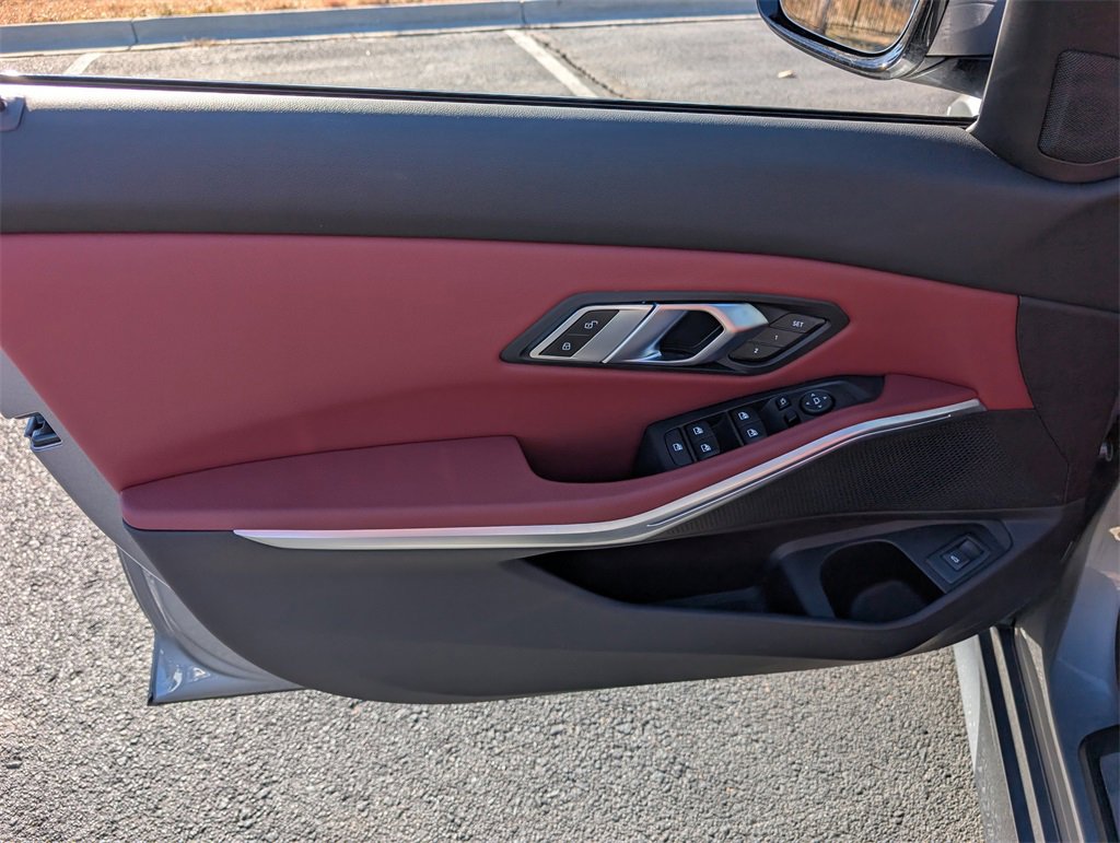 Used 2023 BMW 330i xDrive Sedan w/ Premium Package image 13