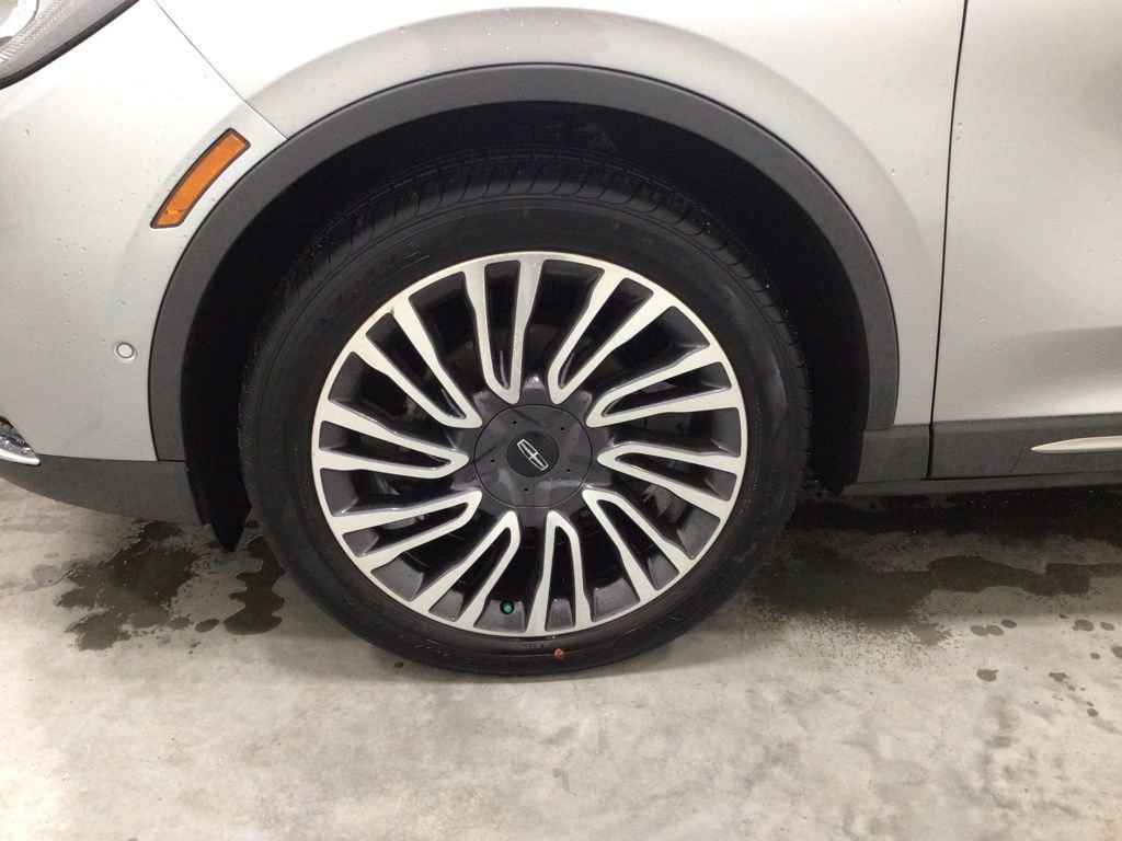Used 2021 Lincoln Corsair Reserve w/ Equipment Group 201A AWD/4WD image 8
