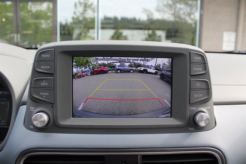 Used 2021 Hyundai Kona Limited FWD image 11