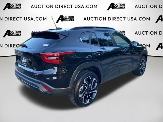 Used 2025 Chevrolet Trax RS FWD image 22