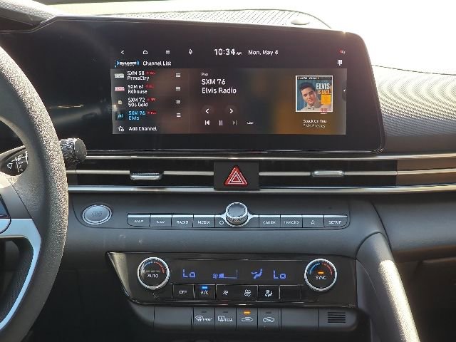 Certified 2024 Hyundai Elantra SEL FWD image 19