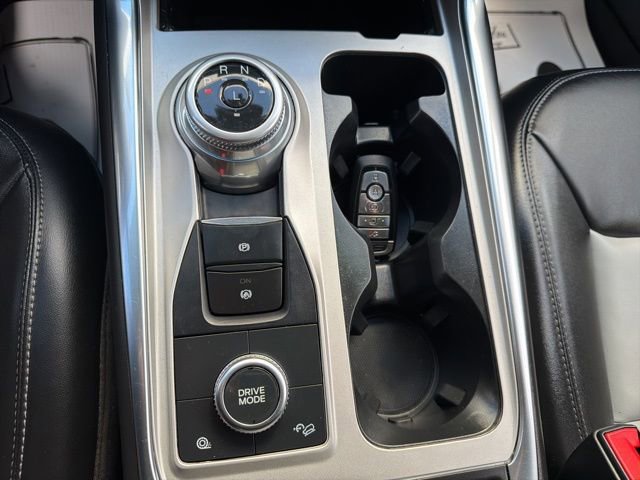 Used 2023 Ford Explorer XLT w/ Equipment Group 202A image 28