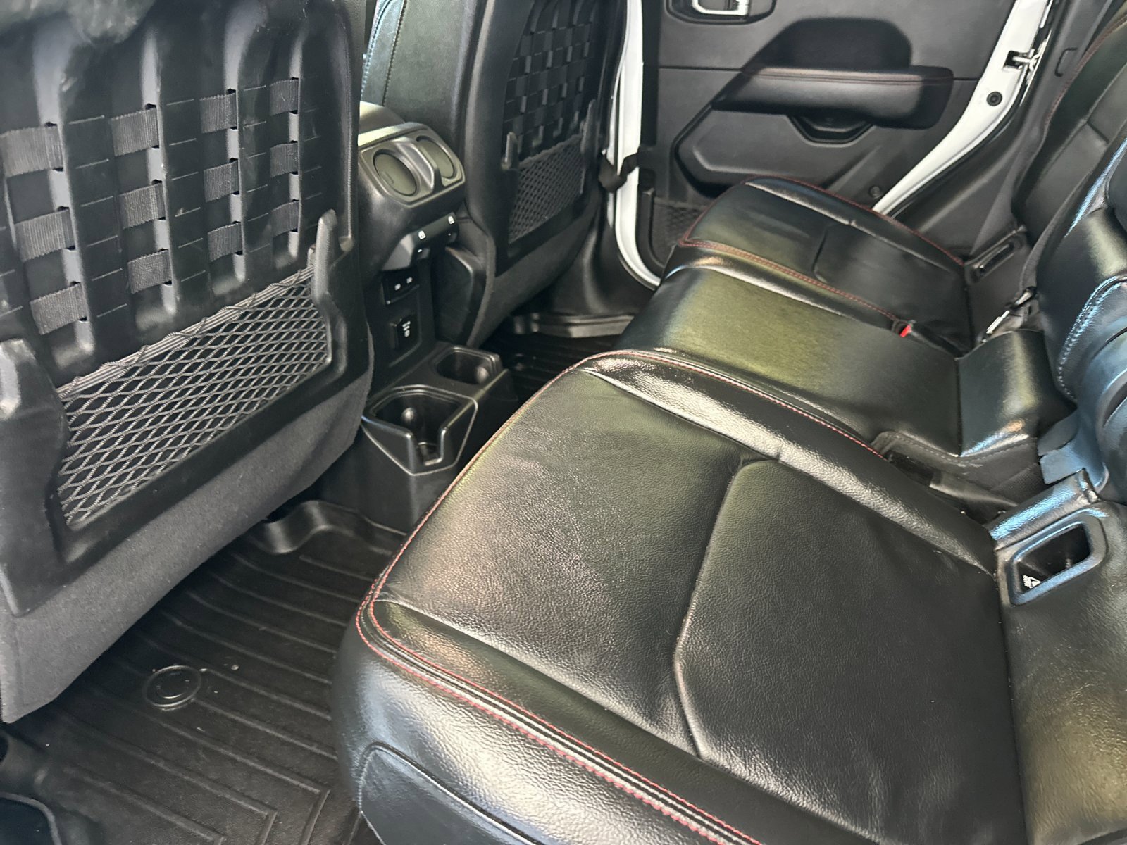 Used 2022 Jeep Gladiator Rubicon image 13