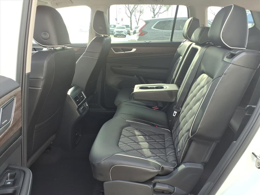 New 2026 Volkswagen Atlas SEL Premium R-Line image 18