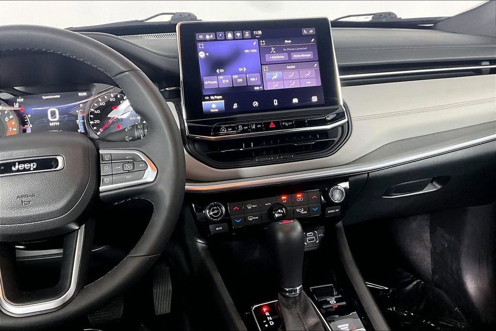 Used 2025 Jeep Compass Limited AWD/4WD image 6