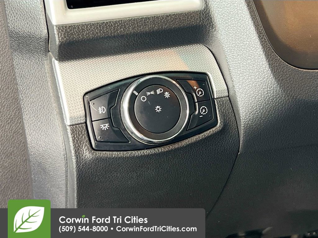 Used 2013 Ford Explorer XLT AWD/4WD image 20
