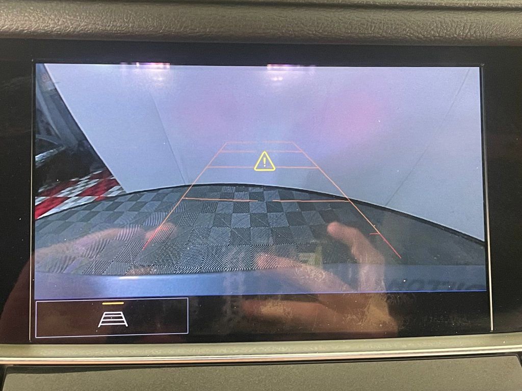 Used 2021 Cadillac XT5 Premium Luxury w/ LPO, Floor Liner Package image 22