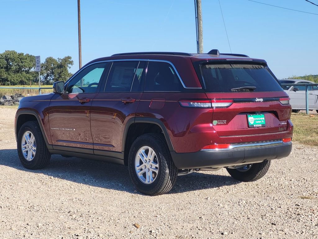 New 2025 Jeep Grand Cherokee Laredo RWD image 4