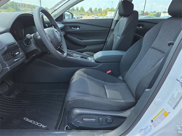 New 2025 Honda Accord SE image 5