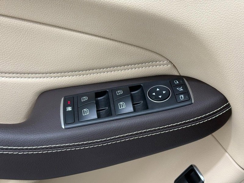 Used 2018 Mercedes-Benz GLE 350 4MATIC image 26