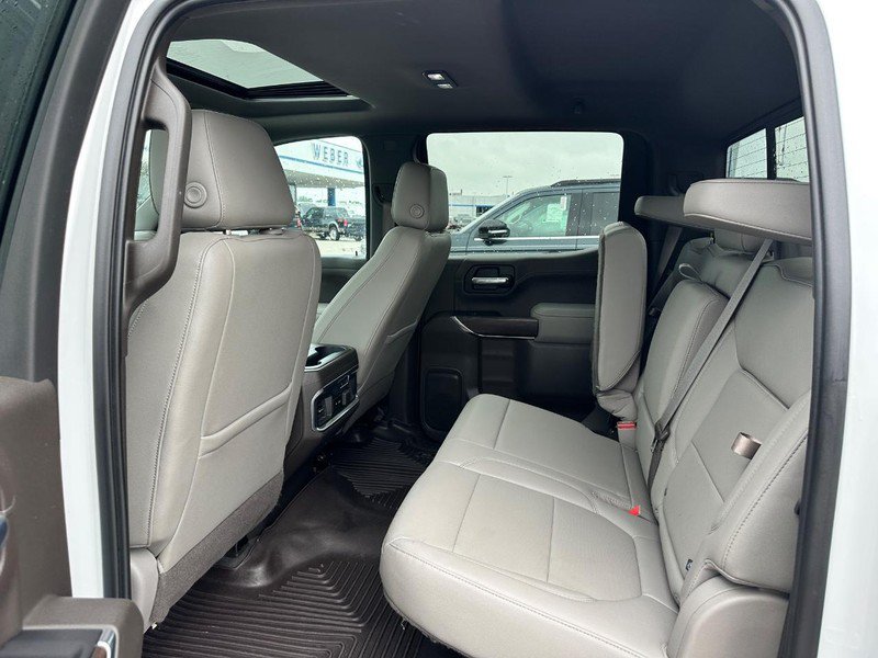 Used 2019 GMC Sierra 1500 SLT w/ SLT Premium Plus Package RWD image 9