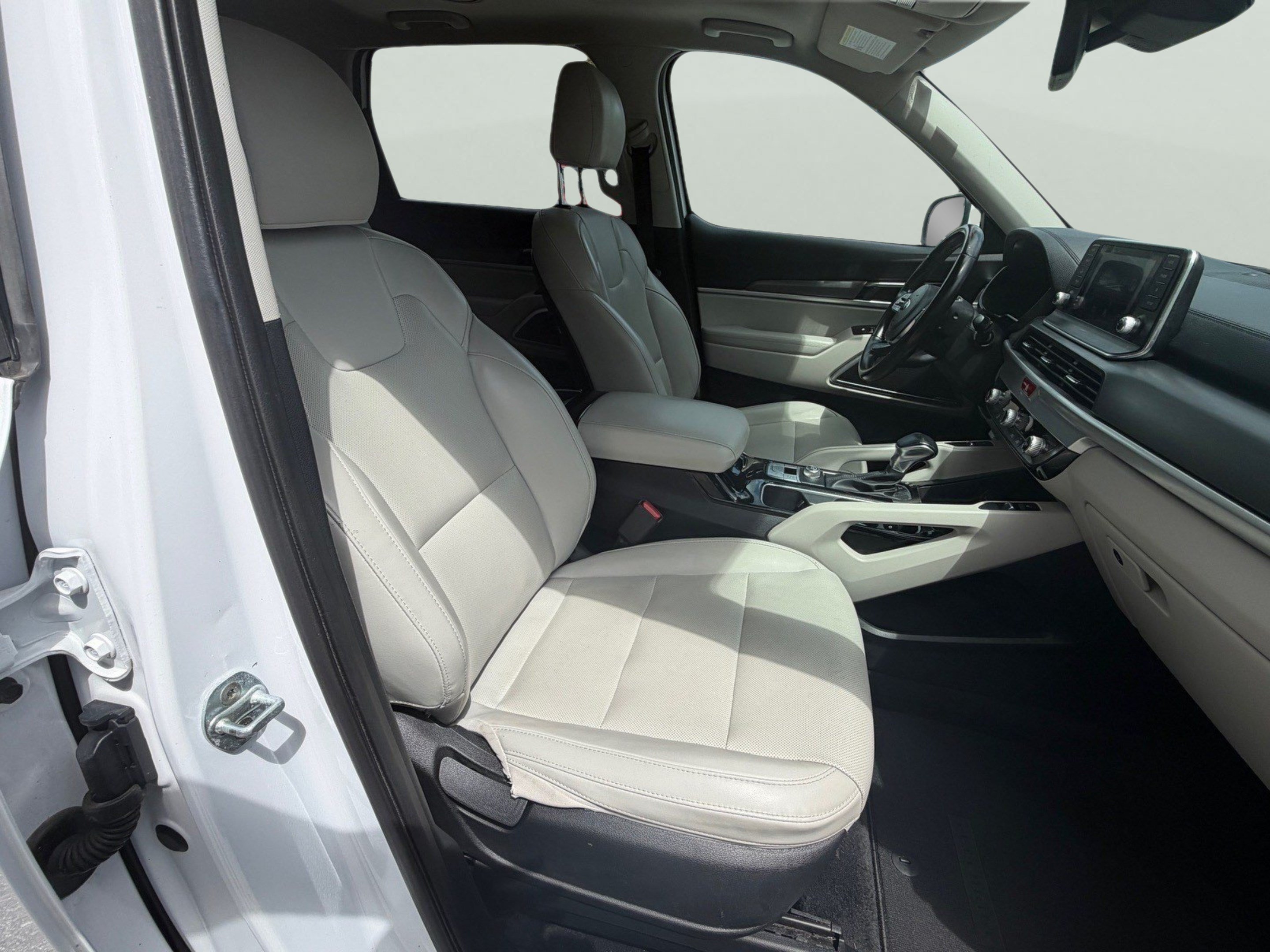 Used 2021 Kia Telluride S FWD image 27