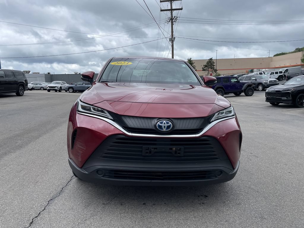Used 2023 Toyota Venza LE AWD/4WD image 5