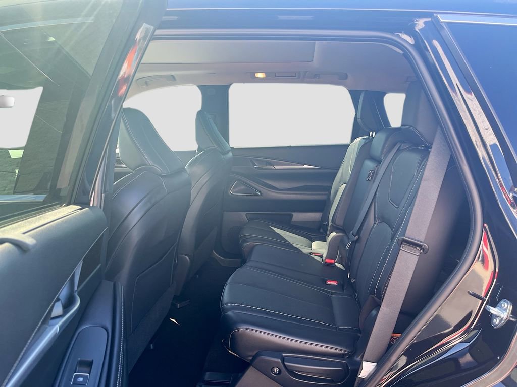 Used 2025 INFINITI QX60 Sensory AWD/4WD image 26