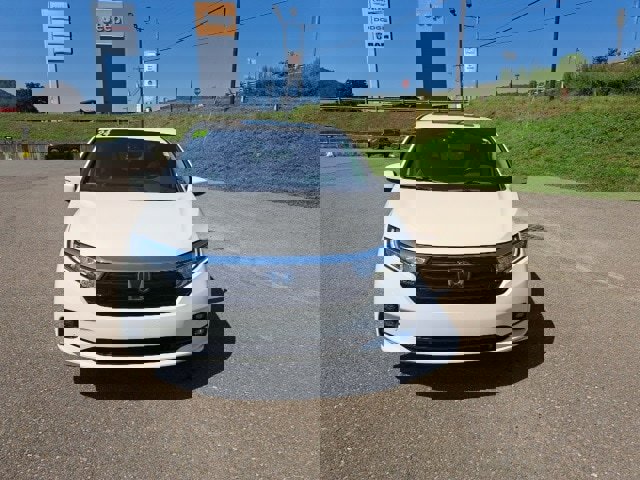 Used 2024 Honda Odyssey Touring image 3