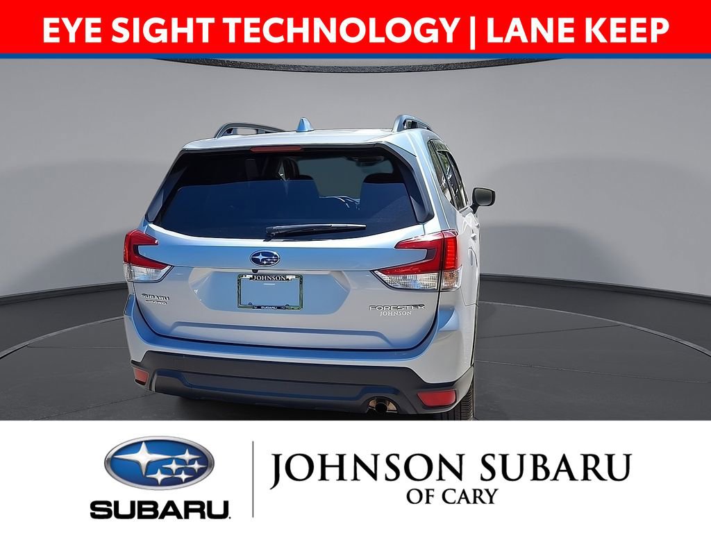 Used 2022 Subaru Forester Premium AWD/4WD image 3
