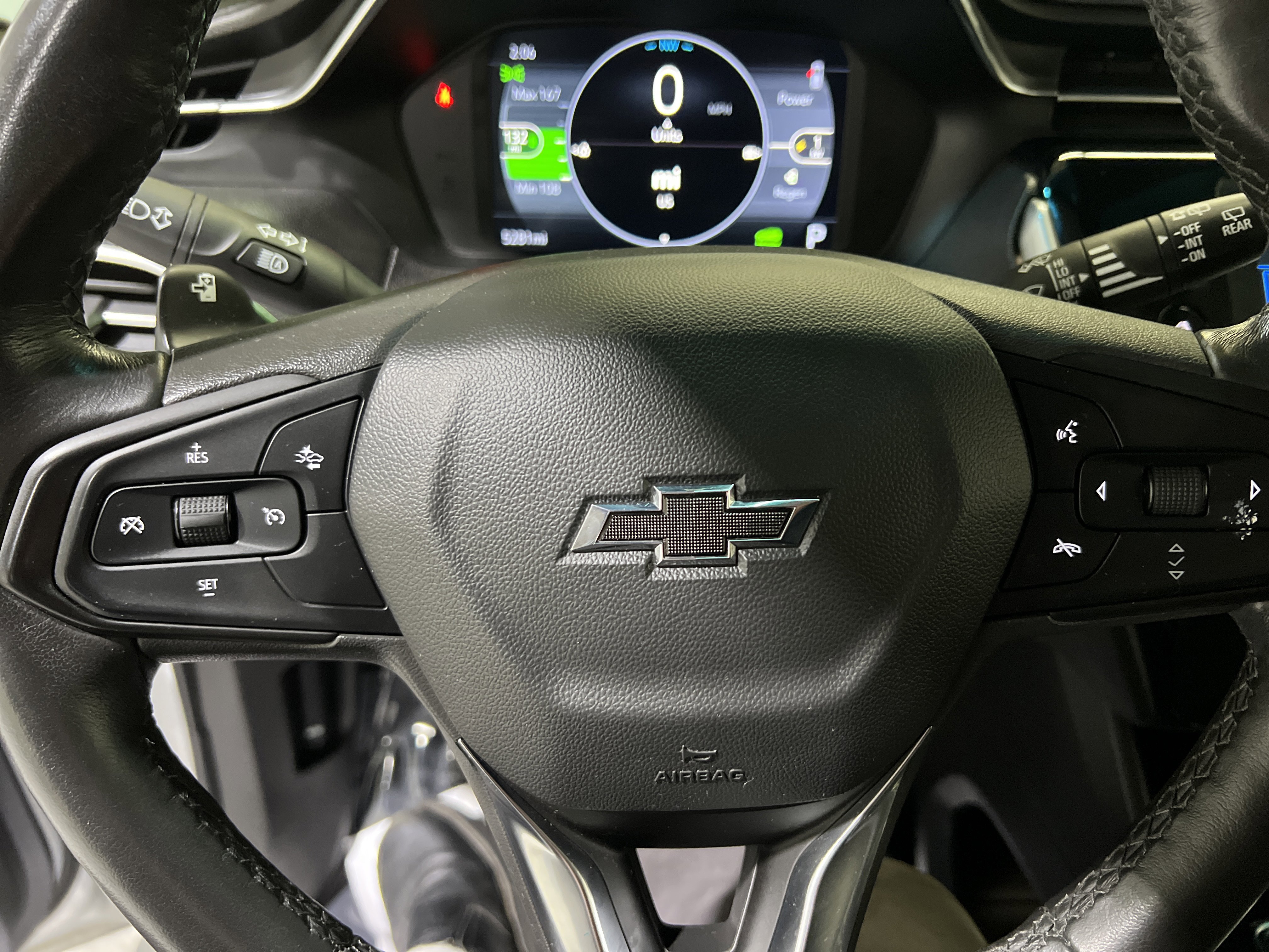 Certified 2023 Chevrolet Bolt LT w/ Infotainment Package image 22