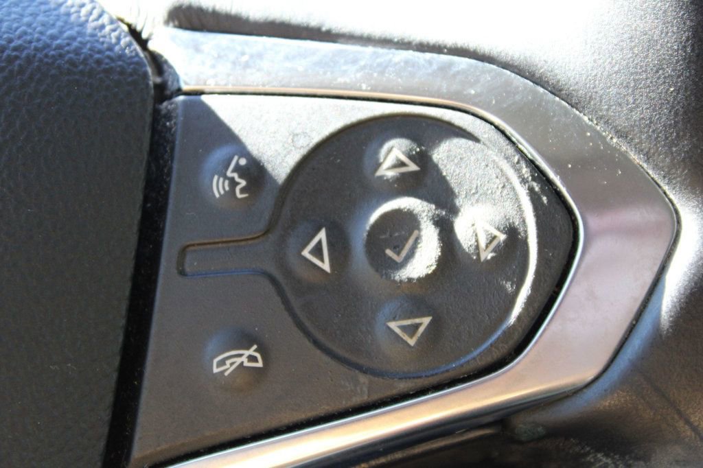 Used 2018 Chevrolet Traverse LT image 26