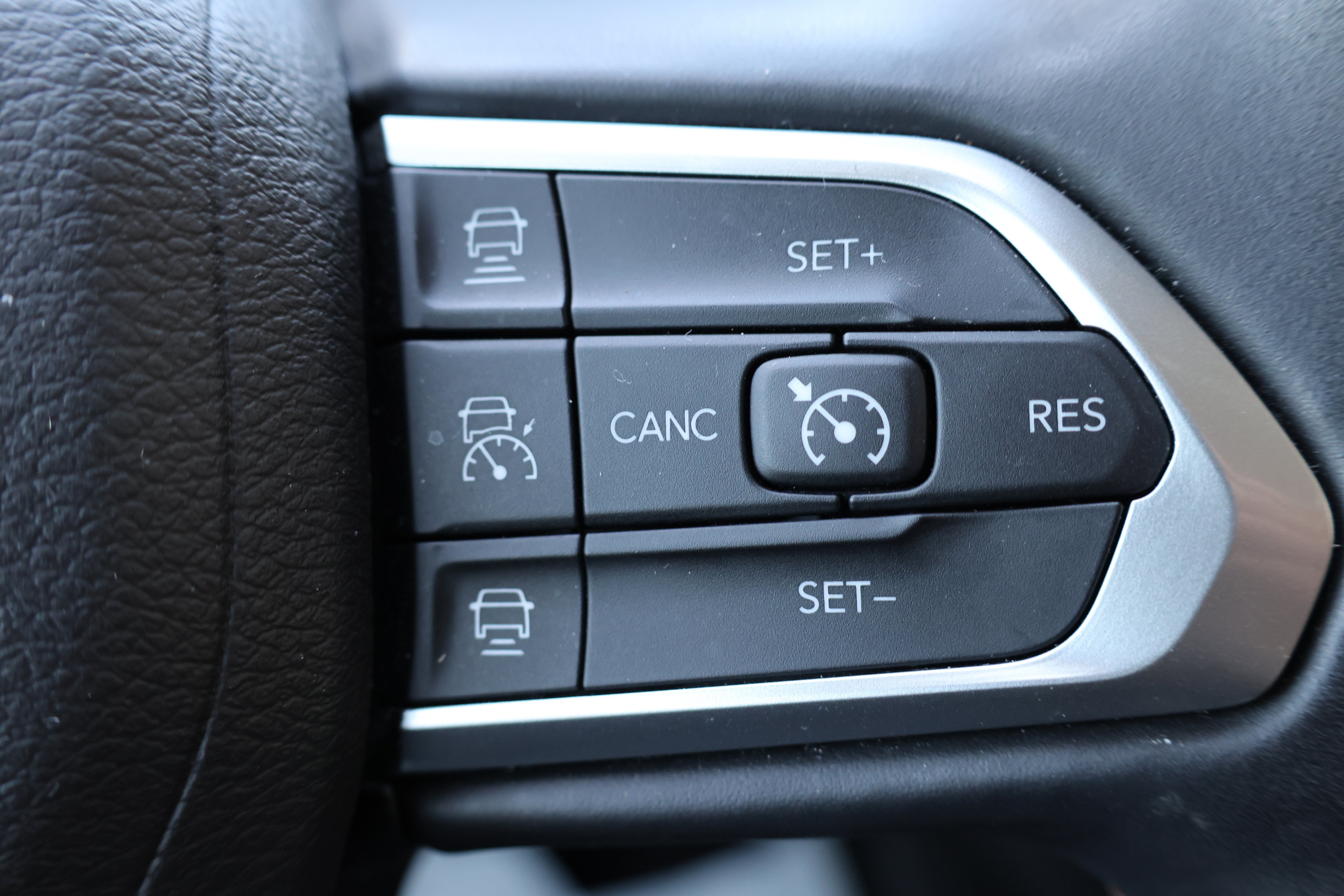Used 2022 Jeep Compass Limited AWD/4WD image 25