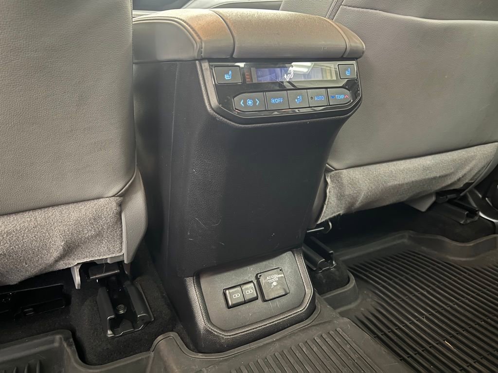 Used 2022 Toyota Highlander Platinum image 20