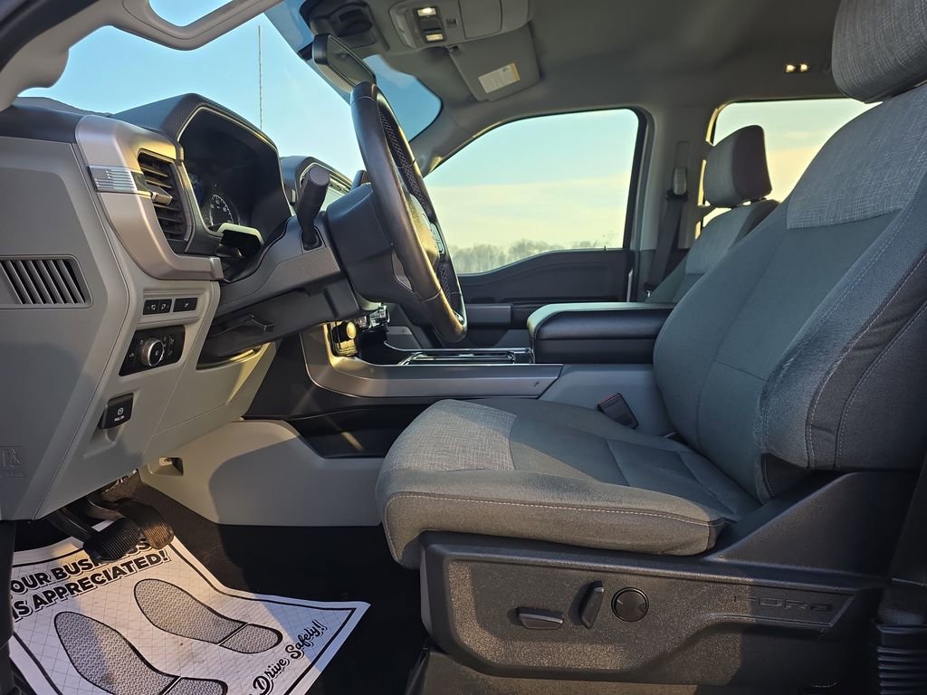 Used 2023 Ford F150 XLT w/ Equipment Group 302A High image 17