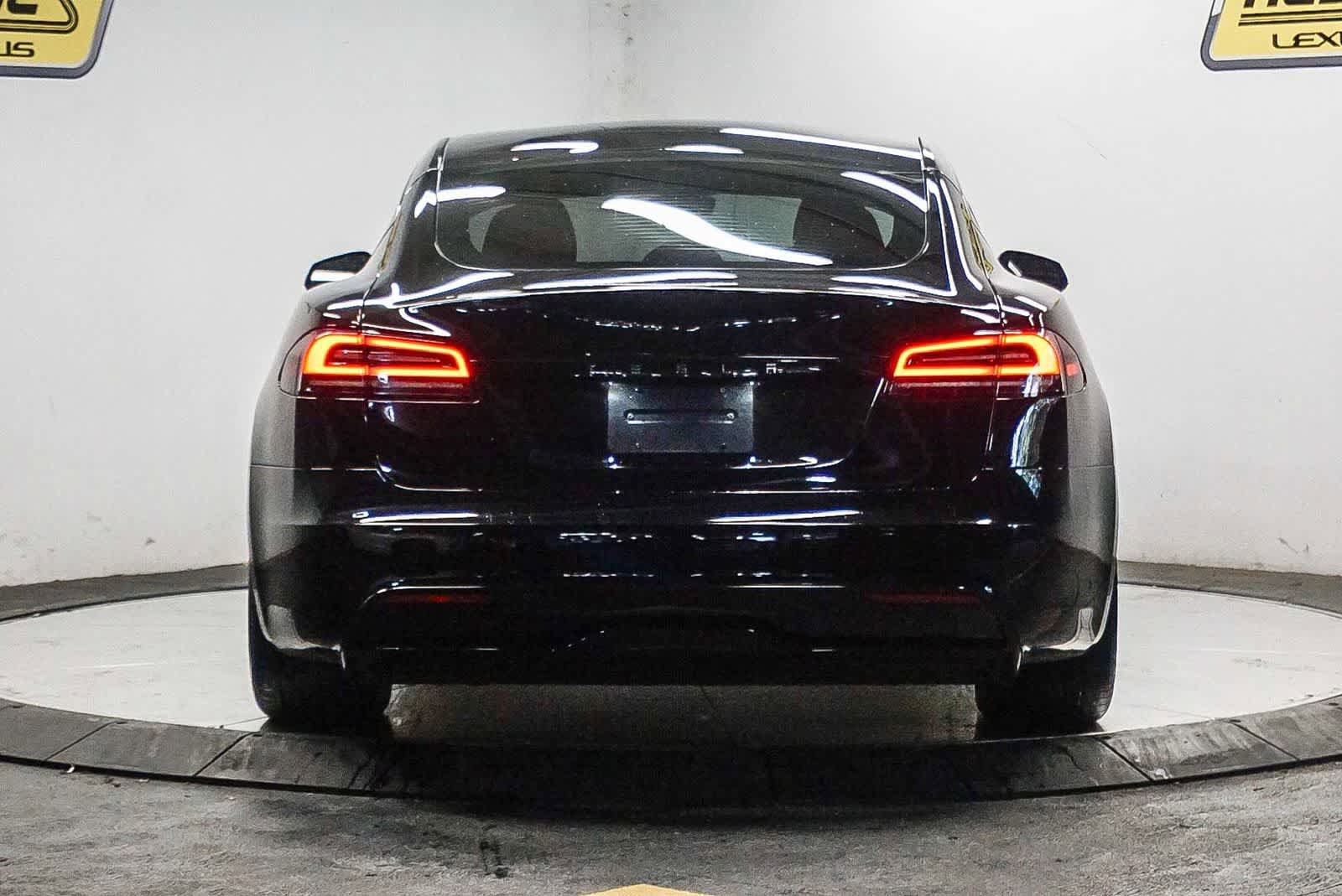 Used 2023 Tesla Model S AWD/4WD image 3