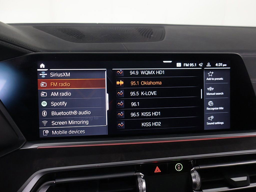 Used 2022 BMW X5 xDrive40i AWD/4WD image 47