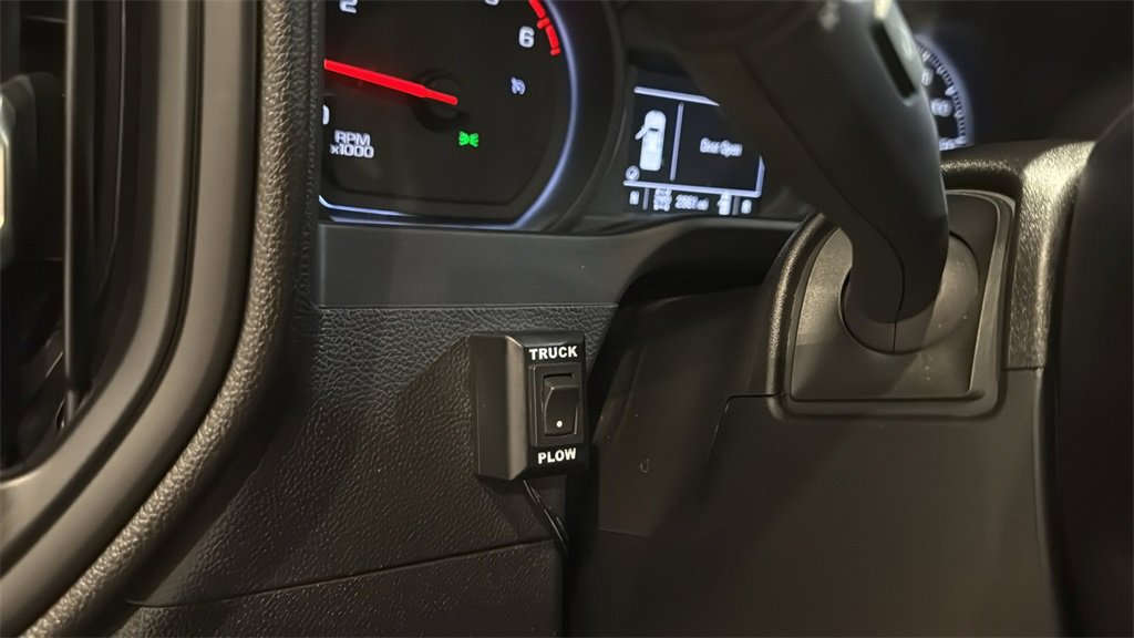 Used 2024 GMC Sierra 2500 Pro w/ Convenience Package image 29