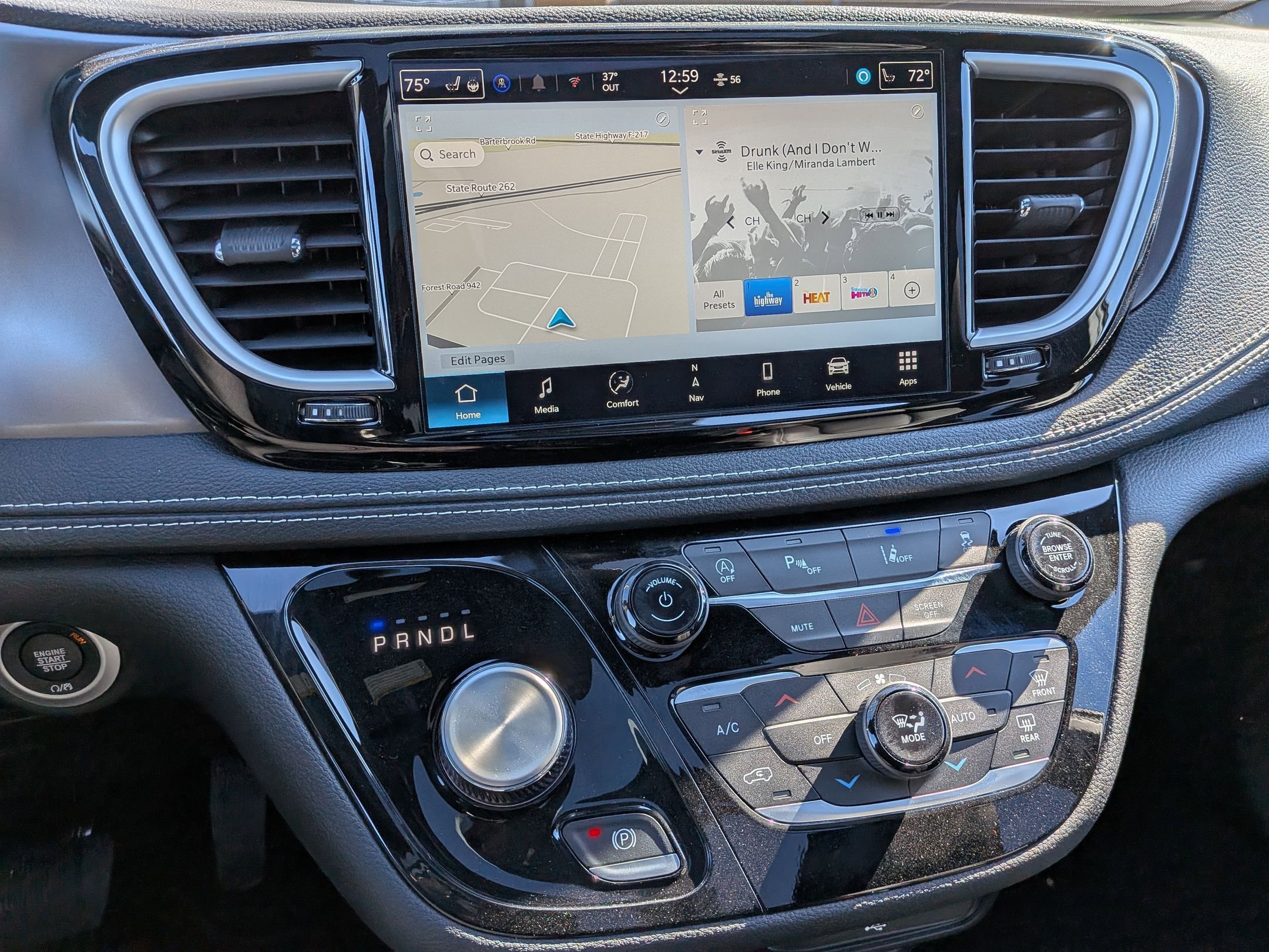 New 2026 Chrysler Pacifica Select image 12