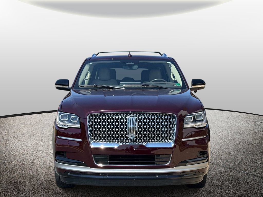 Used 2024 Lincoln Navigator L Reserve AWD/4WD image 6