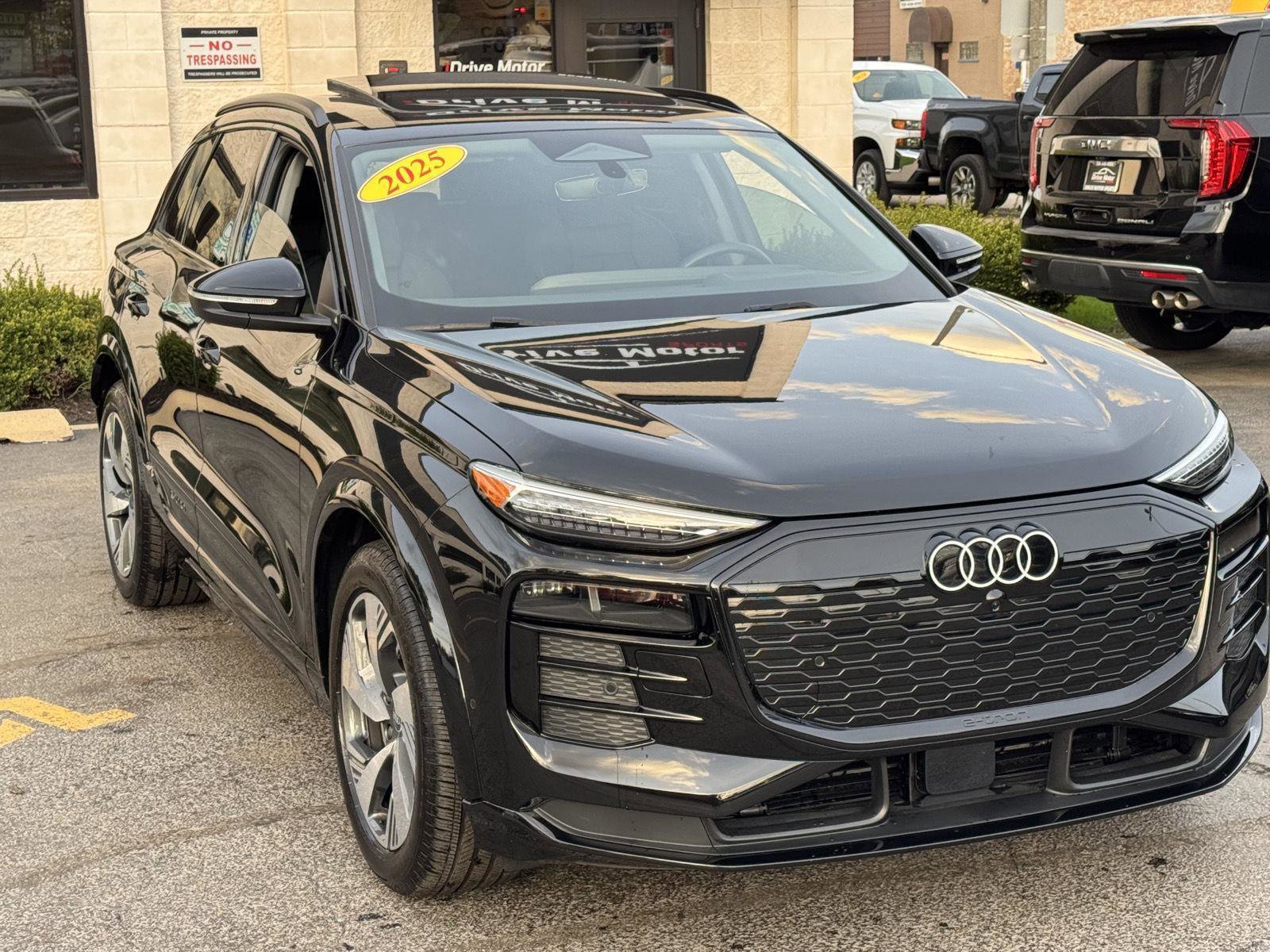 Used 2025 Audi Q6 e-tron Prestige w/ Black Warm Weather Package AWD/4WD image 13