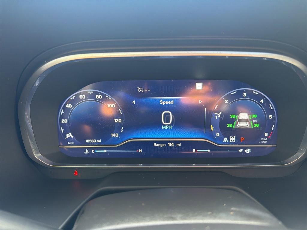 Used 2023 Chevrolet Tahoe LT w/ Luxury Package image 35