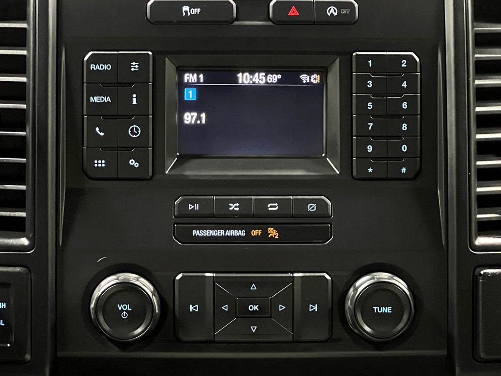 Used 2019 Ford F150 XL w/ Equipment Group 101A Mid AWD/4WD image 25