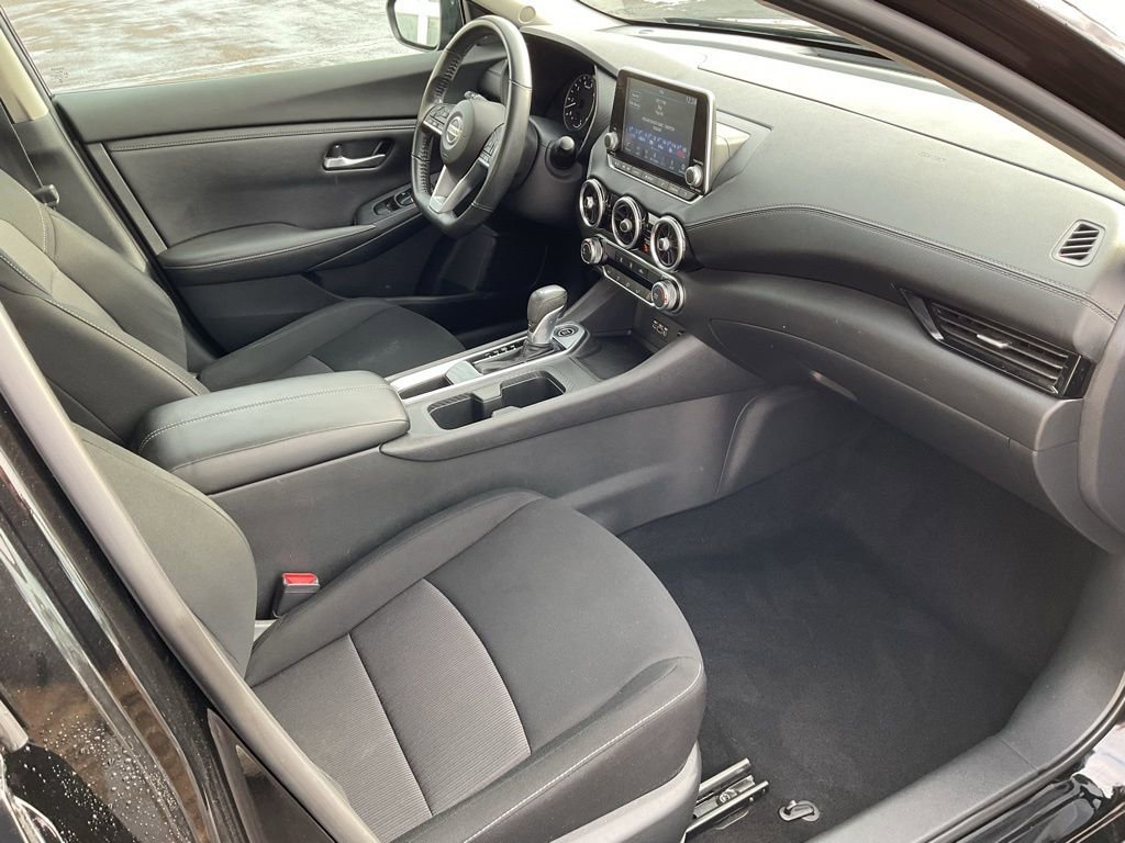 Used 2022 Nissan Sentra SV image 18