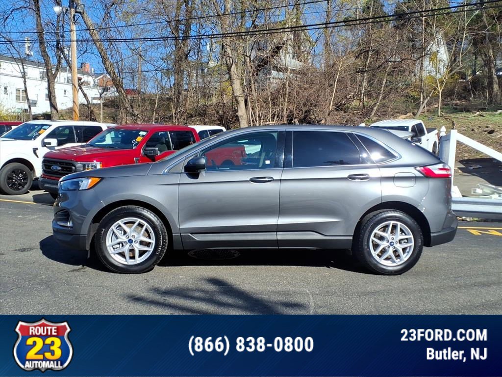 Certified 2022 Ford Edge SEL w/ Convenience Package AWD/4WD image 5