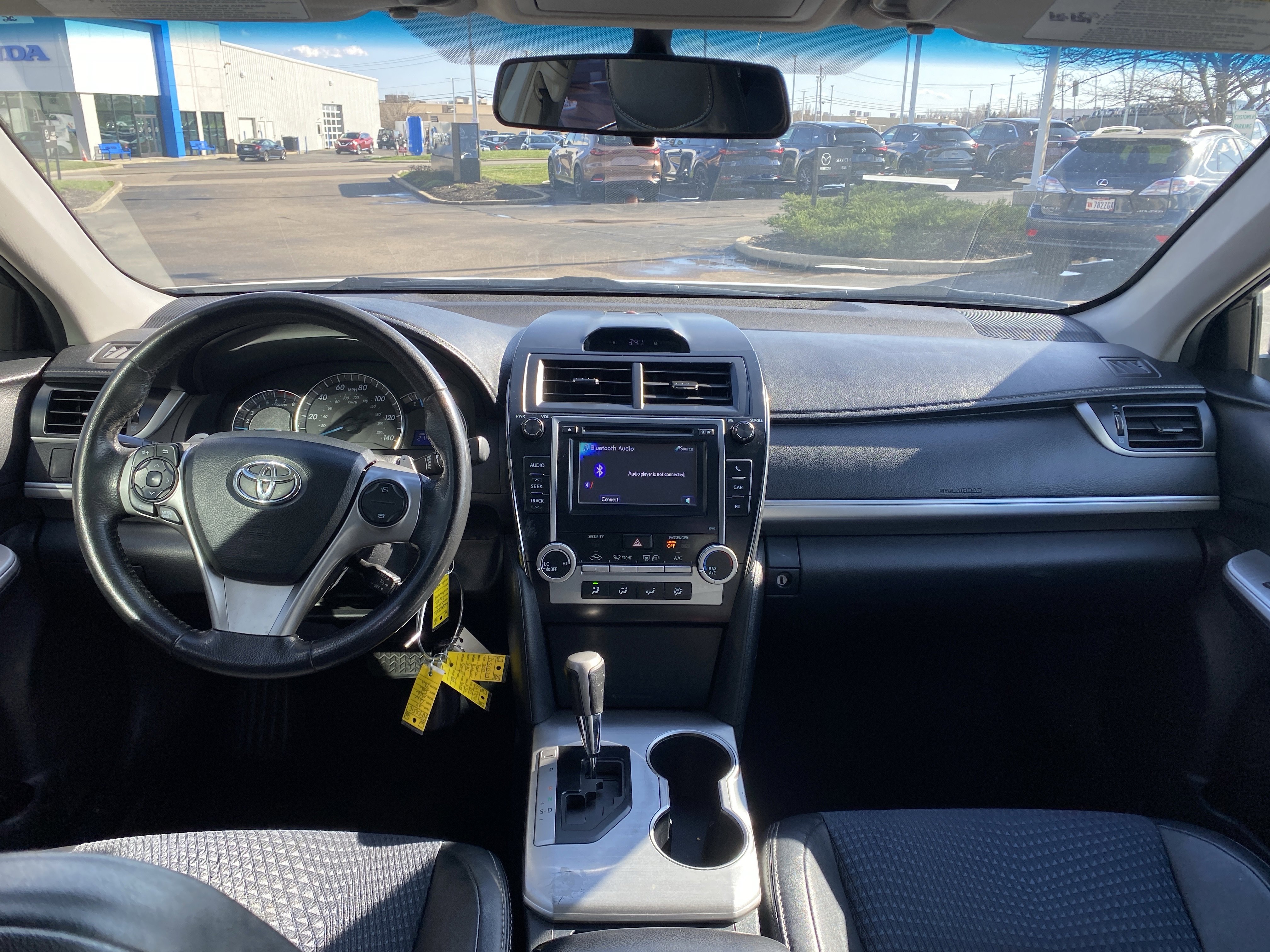 Used 2012 Toyota Camry SE image 9