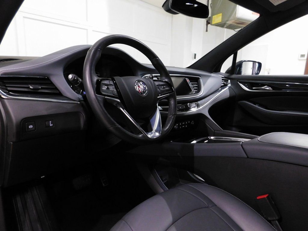 Used 2024 Buick Enclave Essence image 26