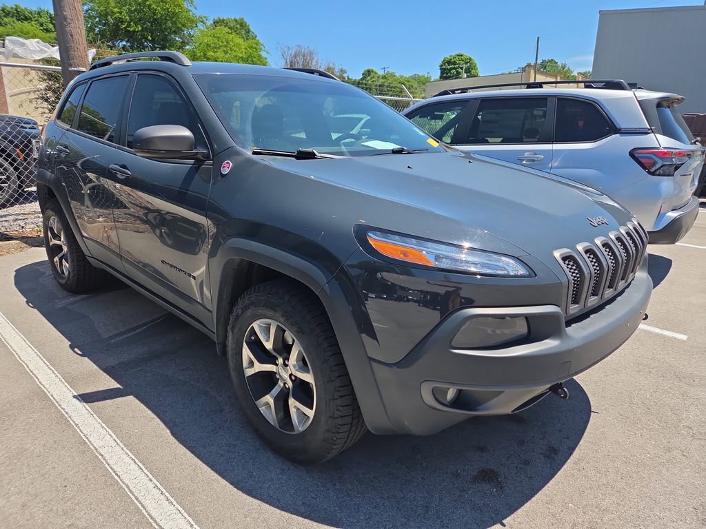 Used 2016 Jeep Cherokee Trailhawk w/ Comfort/Convenience Group