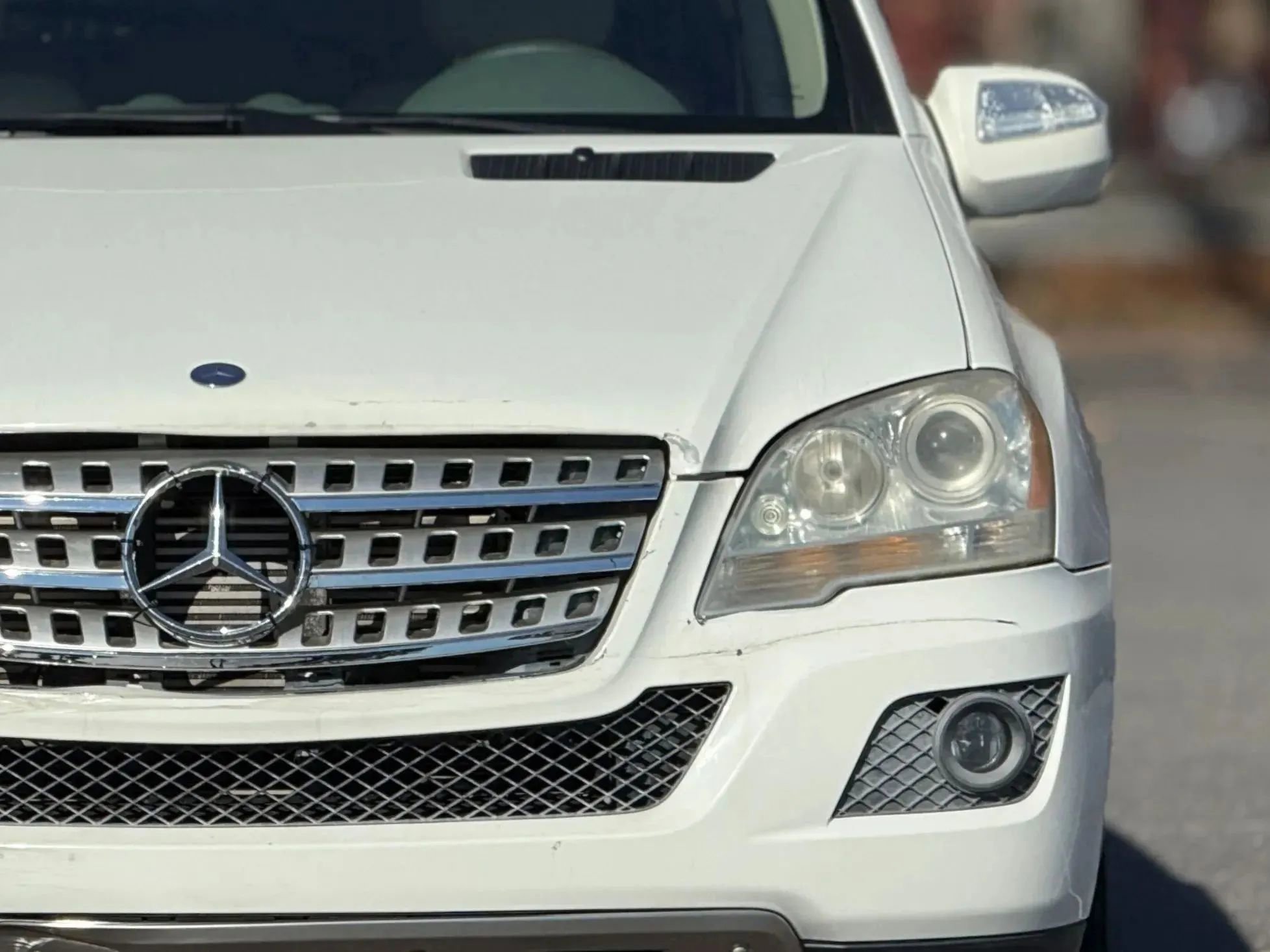 Used 2010 Mercedes-Benz ML 350 BlueTEC 4MATIC image 12