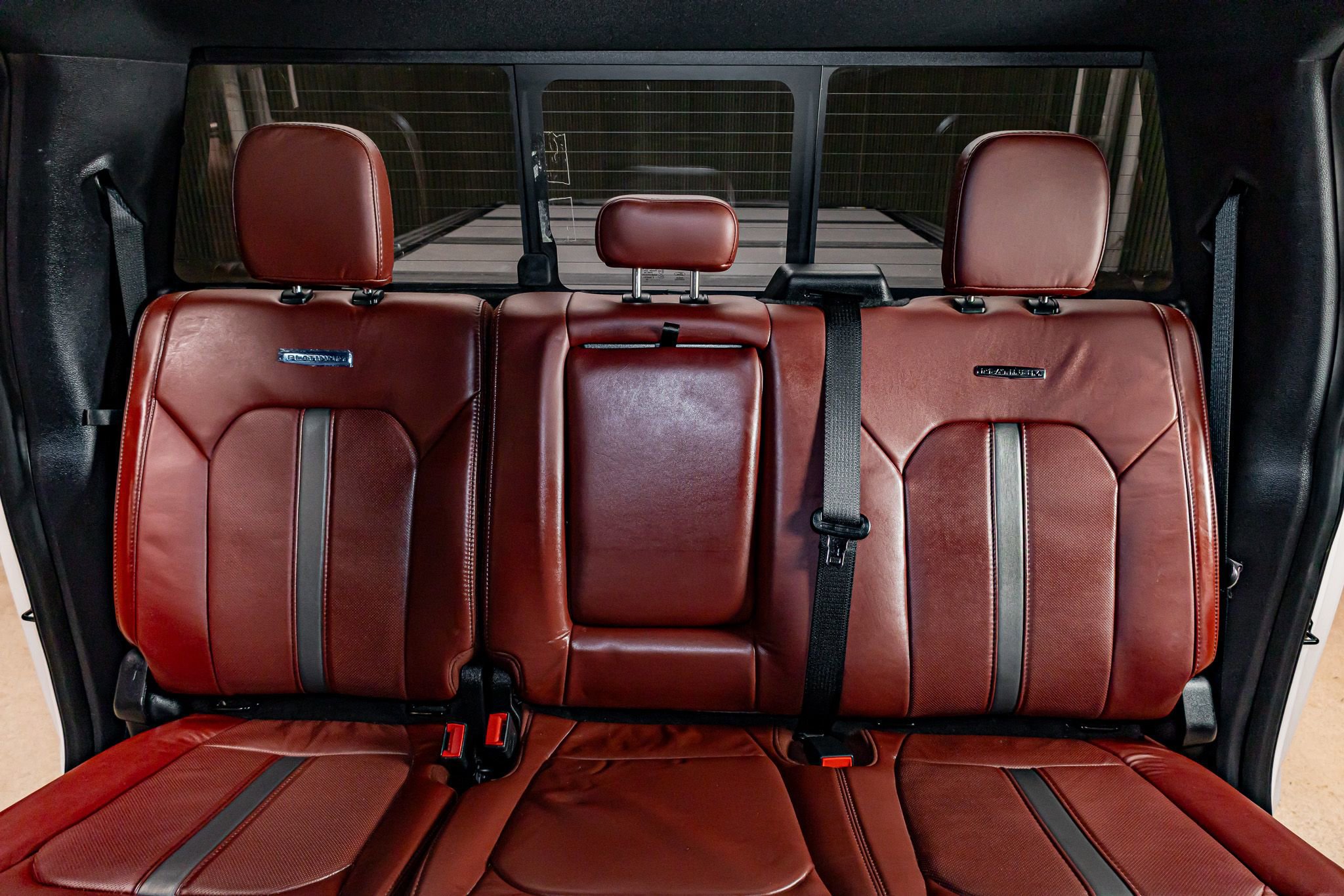 Used 2020 Ford F450 Platinum w/ FX4 Off-Road Package image 25