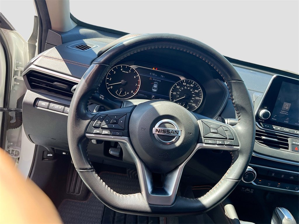 Used 2022 Nissan Altima 2.5 SR image 11