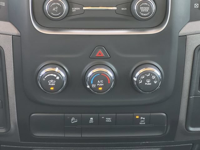 Used 2018 RAM 2500 Tradesman w/ Chrome Appearance Group AWD/4WD image 17