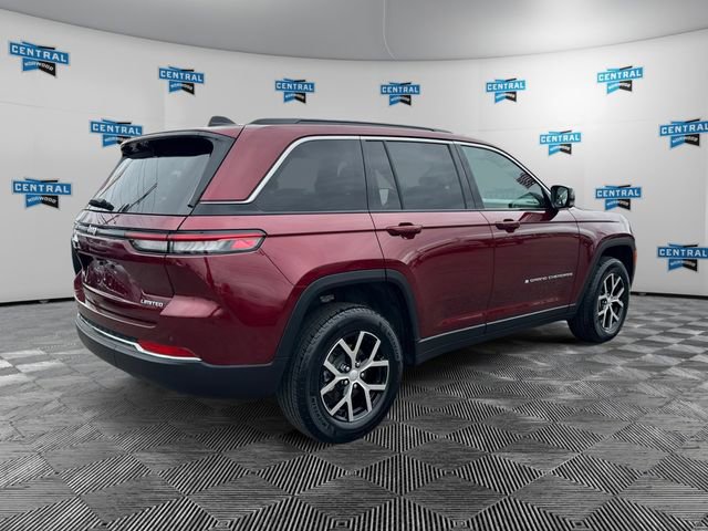 Certified 2025 Jeep Grand Cherokee Limited w/ Luxury Tech Group II image 6