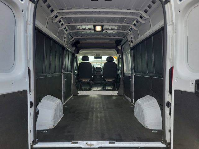 Used 2024 RAM ProMaster 2500 w/ Convenience Group image 9