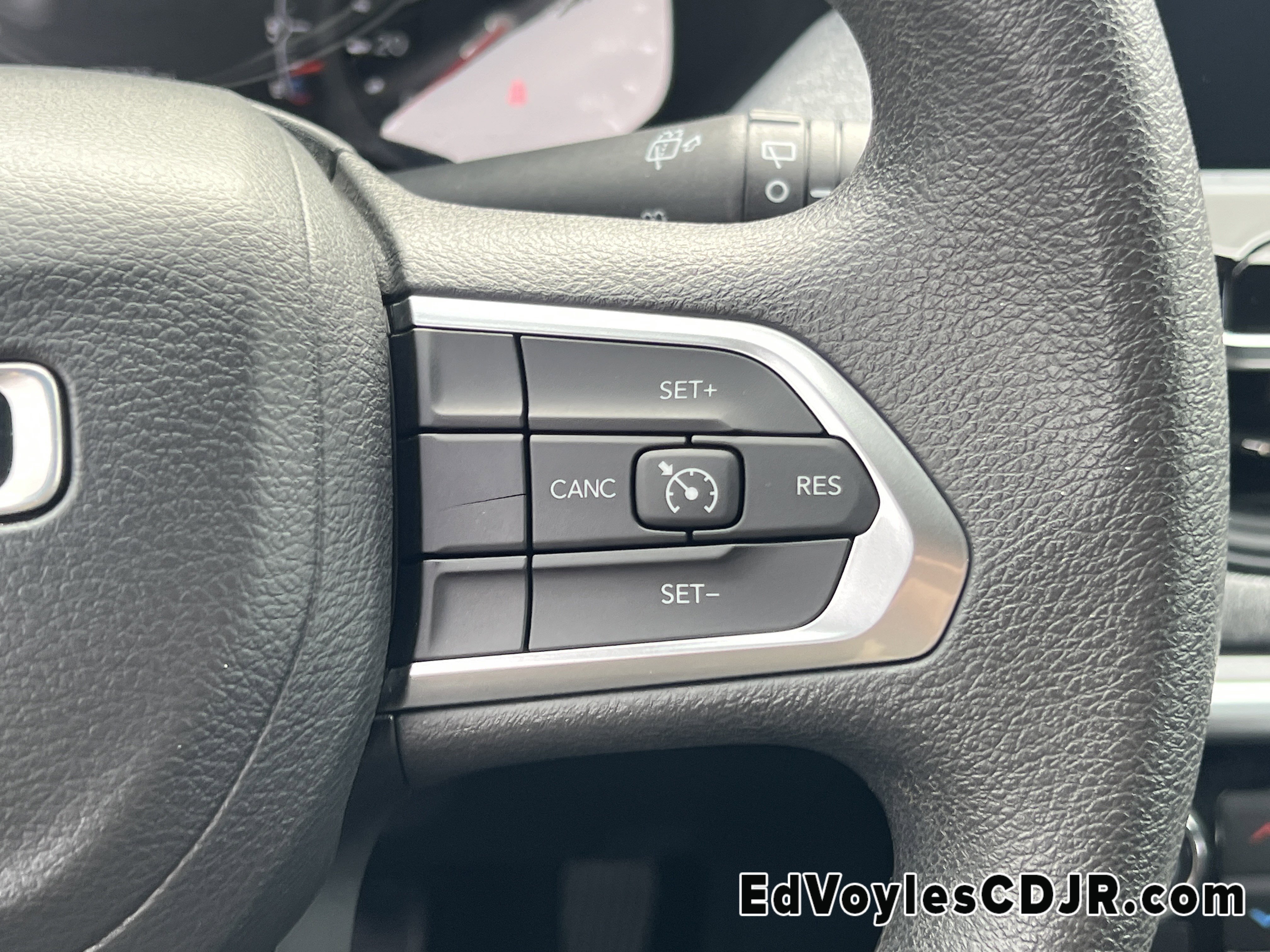 Used 2023 Jeep Compass Sport image 31