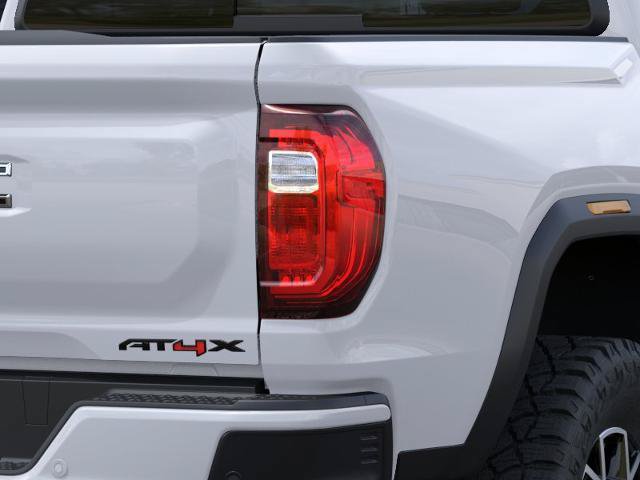 New 2026 GMC Canyon AT4X w/ LPO, Black Badging Package AWD/4WD image 11