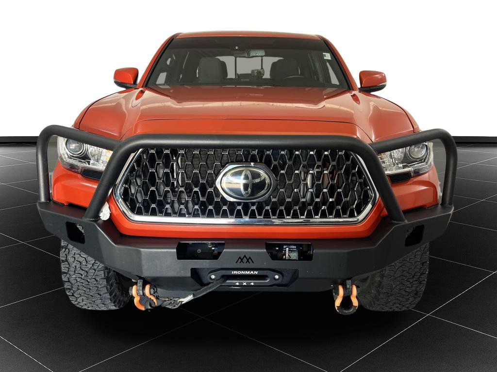 Used 2018 Toyota Tacoma TRD Off-Road AWD/4WD image 8