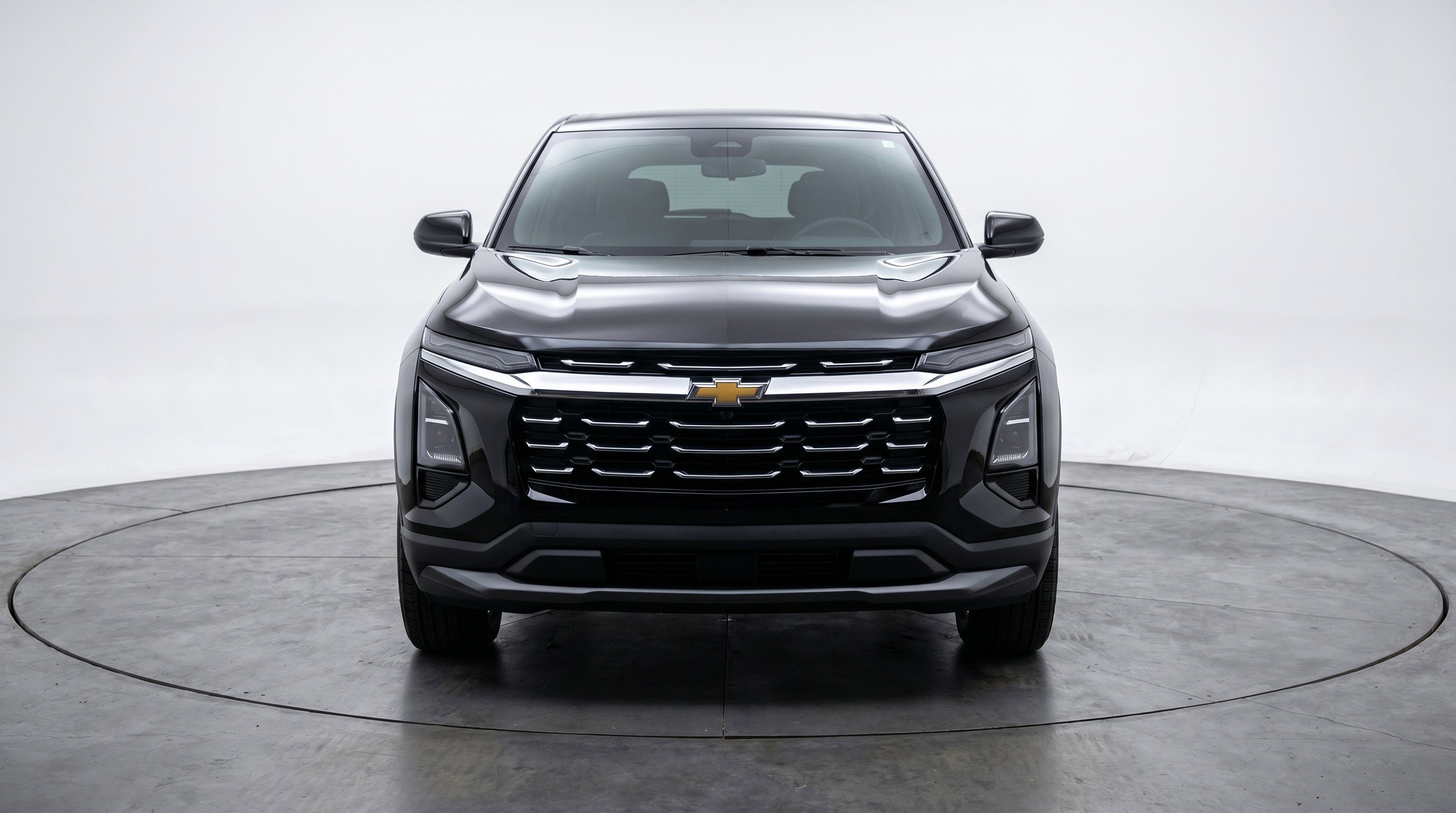 Used 2025 Chevrolet Equinox LT FWD image 2