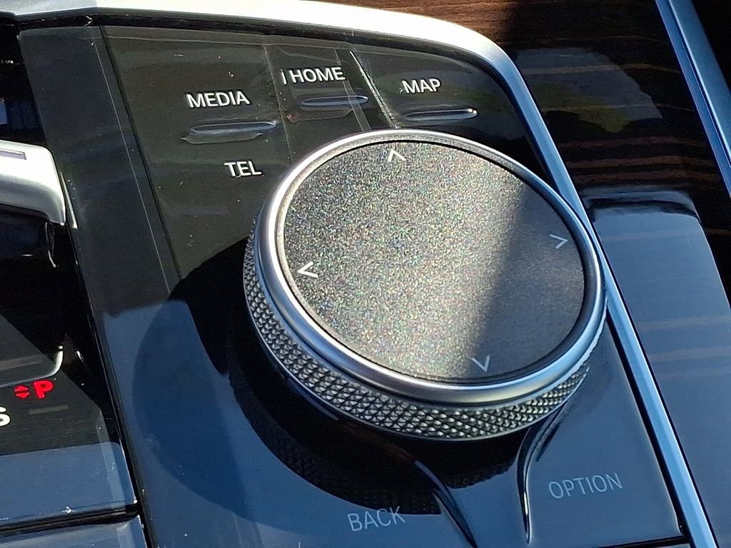 Used 2026 BMW X5 xDrive40i w/ M Sport Package image 26